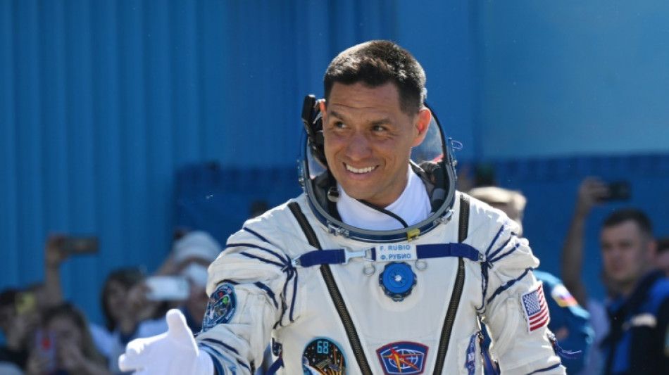 US astronaut sets record for stint in space