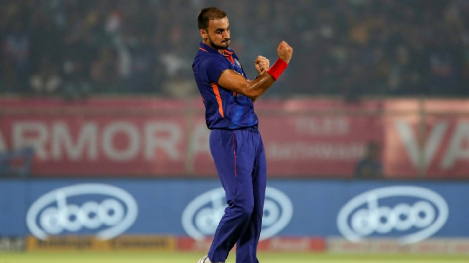 Harshal, Chahal help India thrash South Africa in third T20