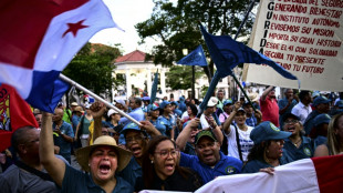 Trabajadores protestan en Panamá por la reforma del sistema de pensiones