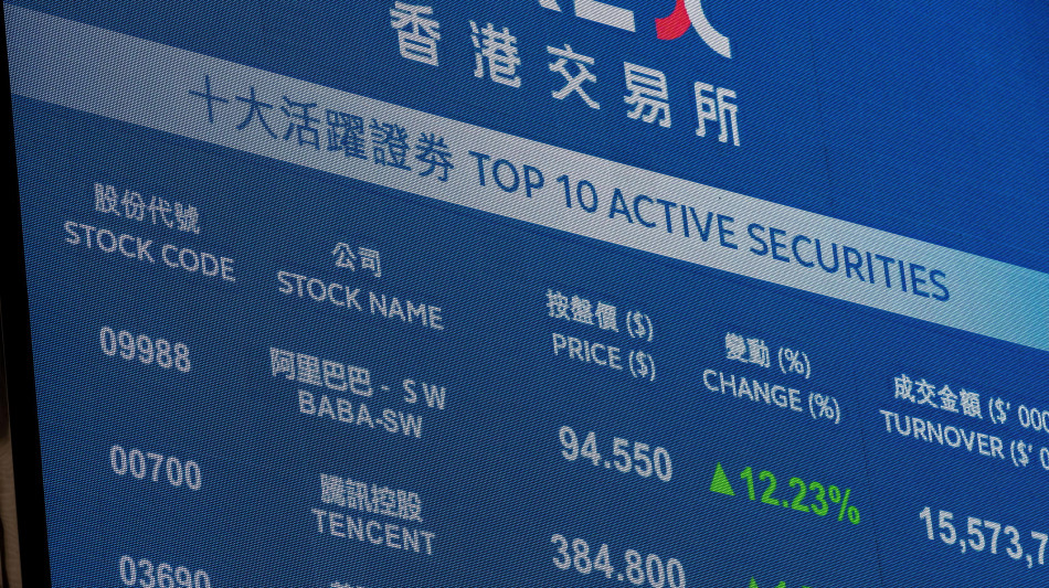 Borsa: Hong Kong positiva, apre a +1,05%