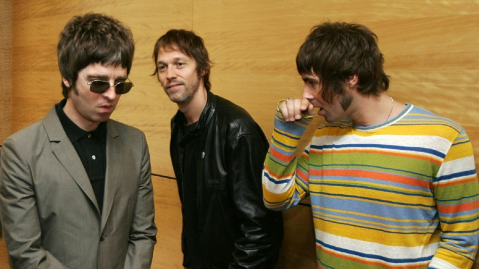 Oasis announce worldwide reunion tour 