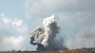 Israel vuelve a bombardear Líbano tras causar cerca de 500 muertos la víspera