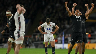 Rugby: les All Blacks infligent une cruelle défaite à l'Angleterre