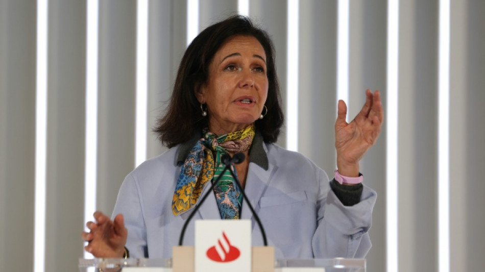 Santander anuncia lucro recorde de € 12,574 bilhões em 2024