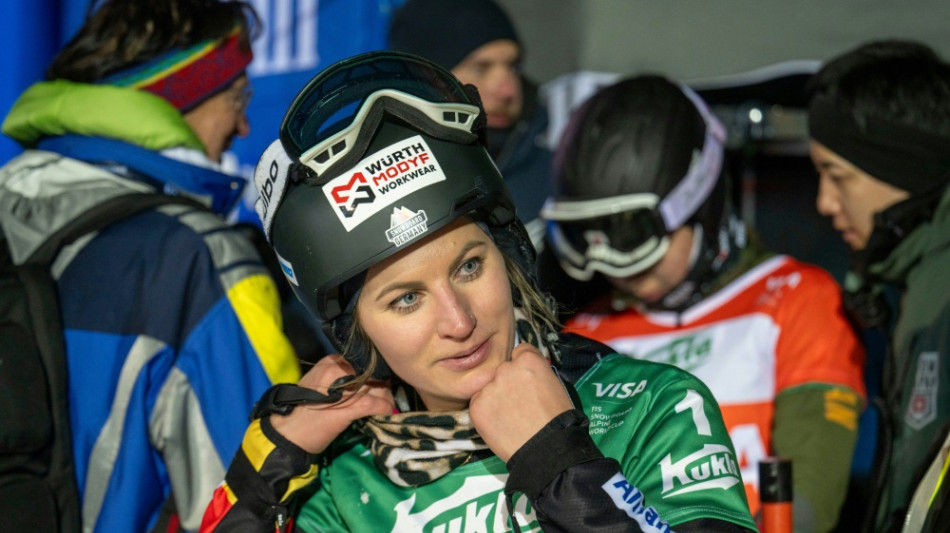 Snowboard: Hofmeister mit Sieg-Hattrick