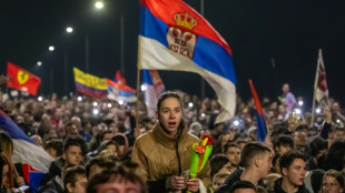 Zehntausende protestieren erneut gegen Missstände und Korruption in Serbien