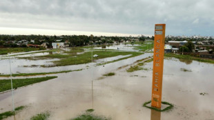 'Temos que reconstruir uma cidade', diz ministro de Buenos Aires após chuvas deixarem 10 mortos