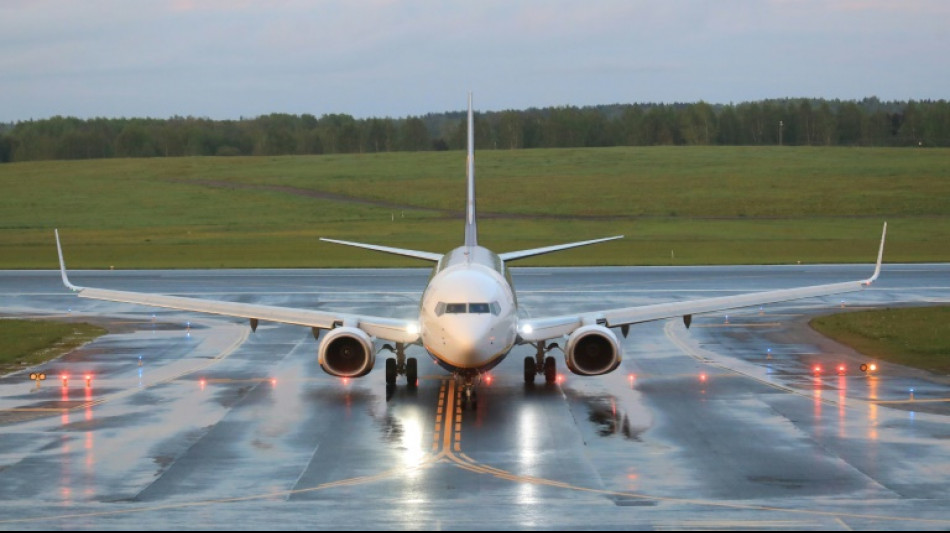 EEUU inculpa a 4 funcionarios bielorrusos por desvío de avión para detener a periodista