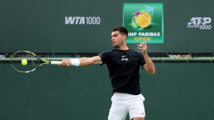 Alcaraz tem vitória tranquila na estreia no Masters 1000 de Indian Wells