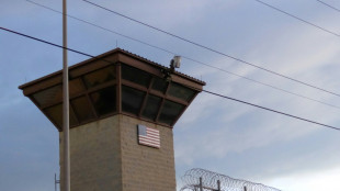 EEUU envía migrantes a la base de Guantánamo