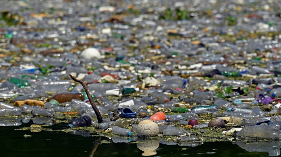 Plastic garbage covers Central American rivers, lakes and beaches