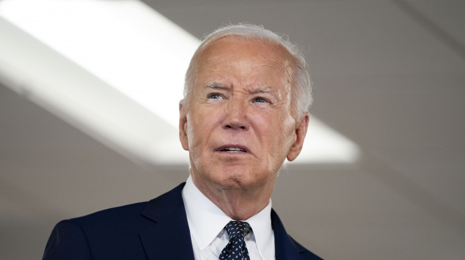 Biden: 'Al dibattito quasi addormentato, colpa dei viaggi'