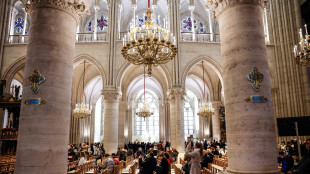 Notre-Dame a Parigi ospita le prime messe di Natale dopo il rogo