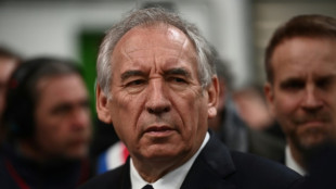 Retraites: en plein "conclave" des partenaires sociaux, Bayrou ferme la porte aux 62 ans