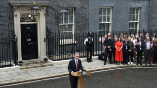 El nuevo primer ministro laborista británico promete "reconstruir" el Reino Unido