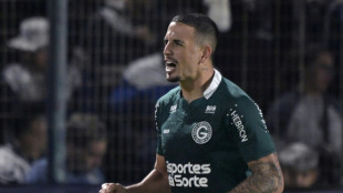 Com dois gols de pênalti, Goiás vence Gimnasia y Esgrima (2-0) em La Plata pela Sul-Americana