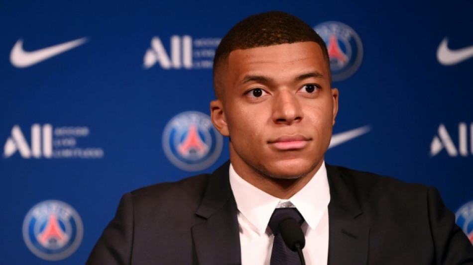 Mbappe says he consulted Macron over PSG deal