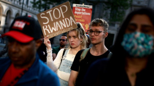 Liberados en Reino Unido decenas de migrantes detenidos que debían ser expulsados a Ruanda