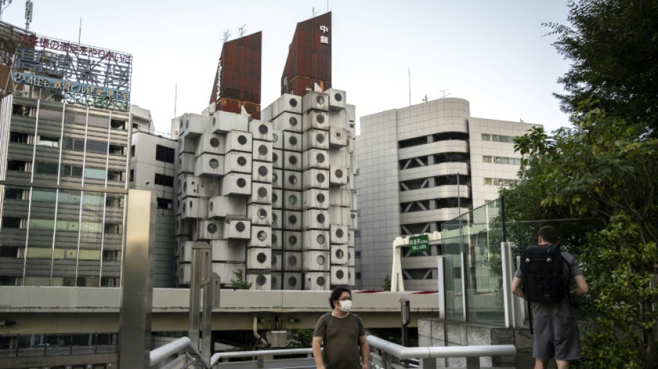 Las torres residenciales de pisos cápsulas de Nakagin, en Tokio, van a ser demolidas