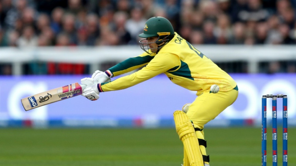 Carey blasts Australia to 304-7 against England in 3rd ODI