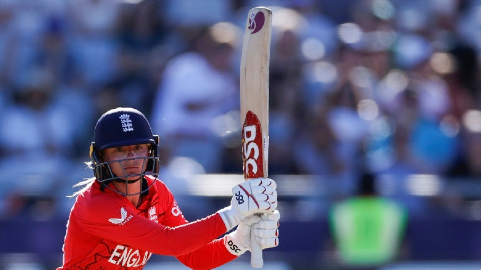 Dominant England crush Scotland at Women's T20 World Cup