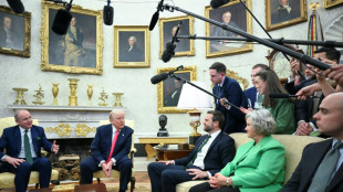 Trump critica a Irlanda en la Casa Blanca antes del Día de San Patricio