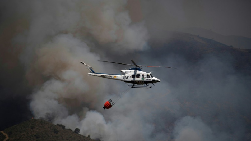 Knapp 2000 Menschen in Andalusien wegen Waldbrands in Sicherheit gebracht