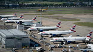 Agrandissement d'Heathrow: Londres explore toutes les pistes pour faire redécoller l'économie