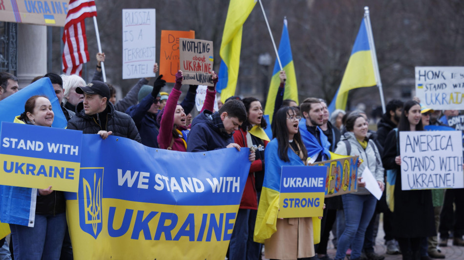 Da Los Angeles a Ny, proteste pro-Ucraina negli Usa