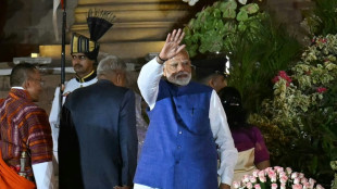 Prêmie indiano Modi forma governo de coalizão dominado por seu partido