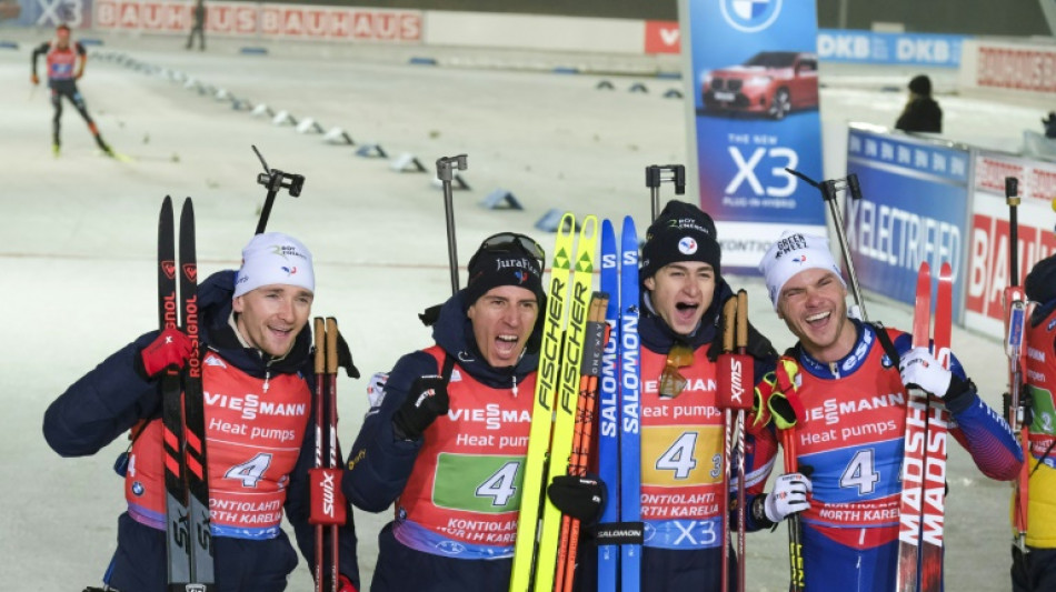 Biathlon: Les Français vainqueurs en relais en ouverture de la coupe du monde