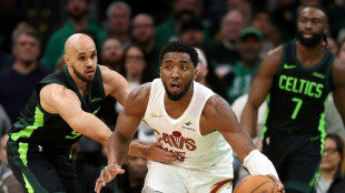 Cavs rally to top Celtics in battle of NBA Eastern heavyweights