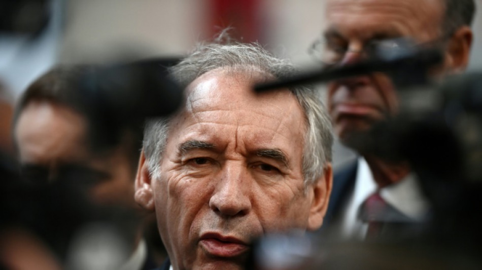 Droits de douane sur les alcools: la négociation n'a pas encore échoué, juge Bayrou