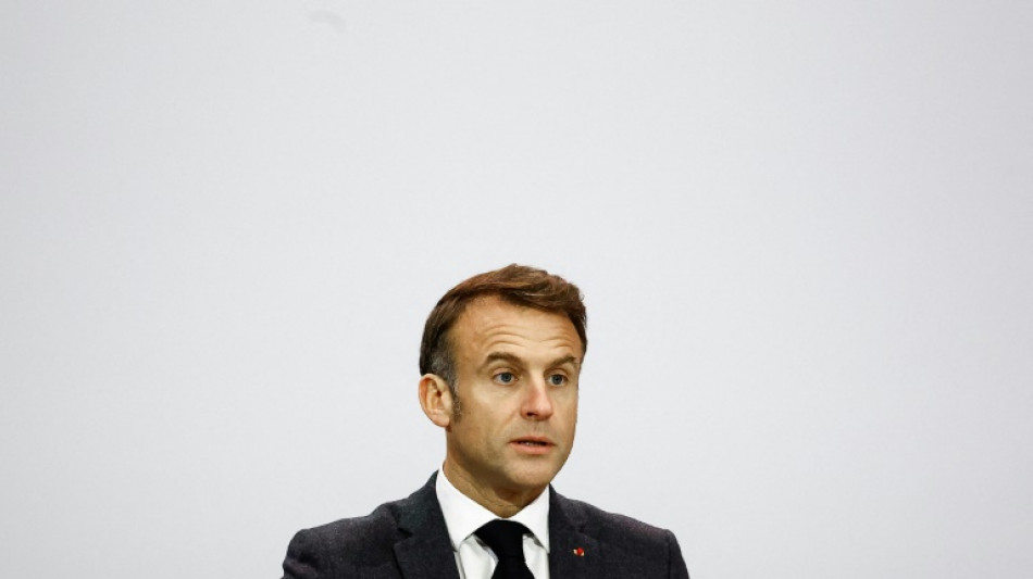 Nouveau gouvernement: Macron discute de "méthode" avec les partis, sans le RN ni LFI