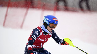 Cdm: Shiffrin al comando dello slalom di Aare