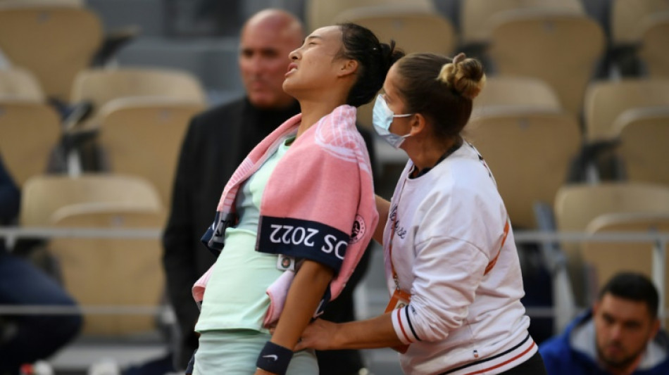 Swiatek survives scare against 'amazing' Zheng at French Open