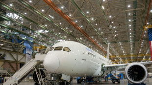 Etats-Unis: Boeing signale des fixations mal serrées sur des 787 Dreamliner non livrés