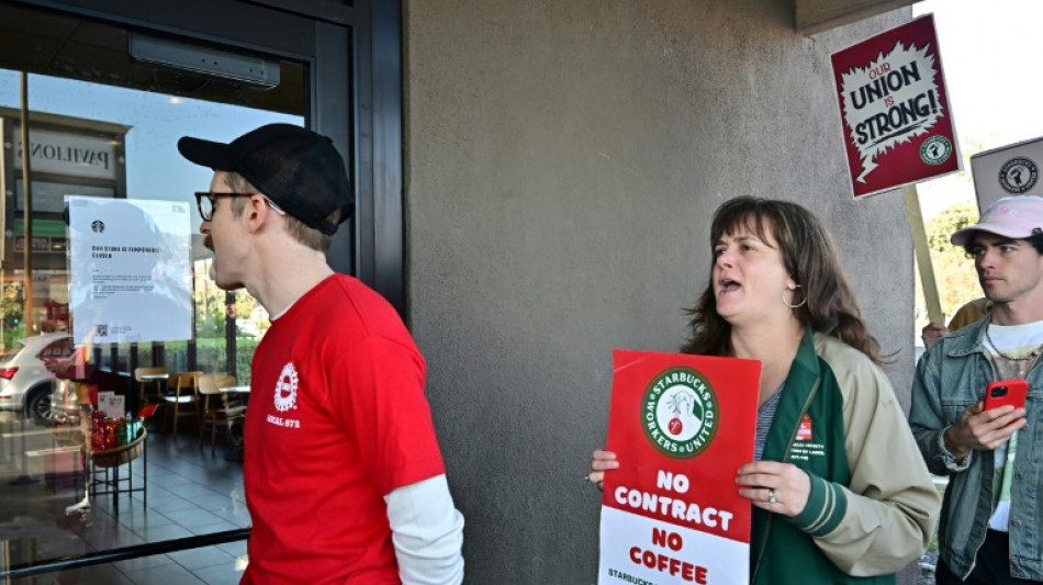 Baristas sindicalizados de Starbucks entran en huelga en EEUU