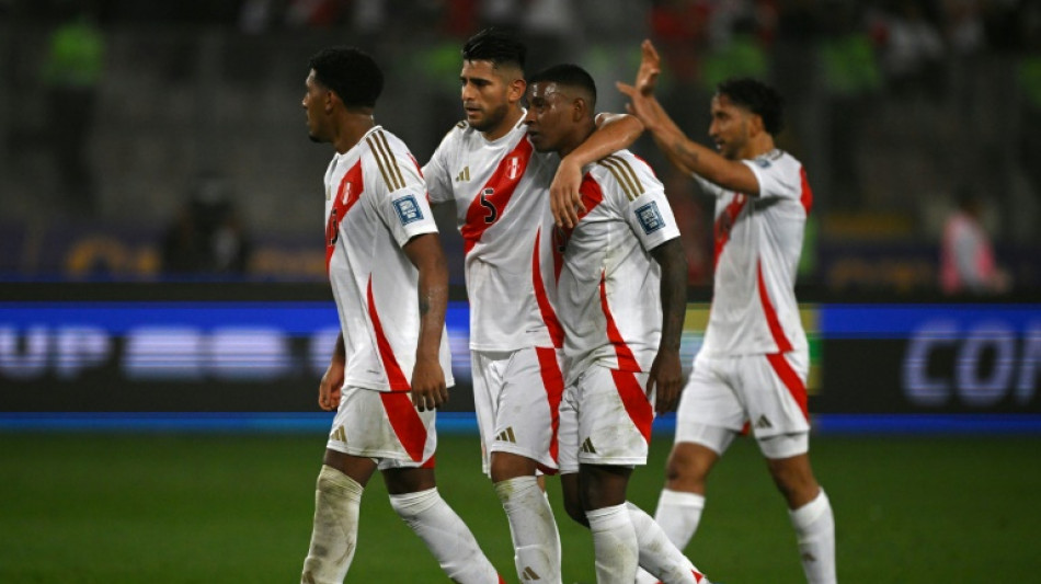 Peru vence Uruguai (1-0) no encerramento da 9ª rodada das Eliminatórias e deixa lanterna