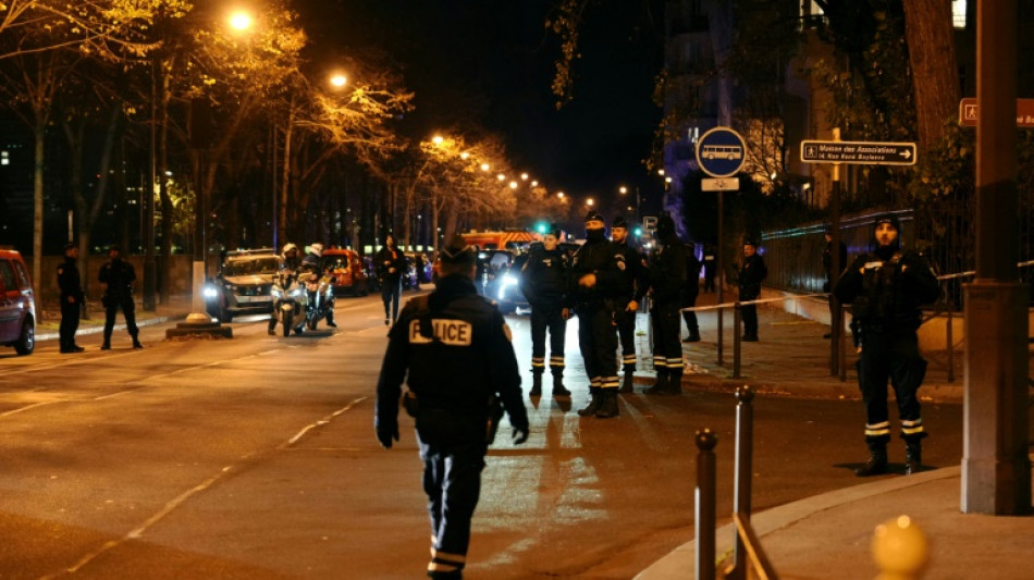 Agressor mata turista alemão a facadas no centro de Paris