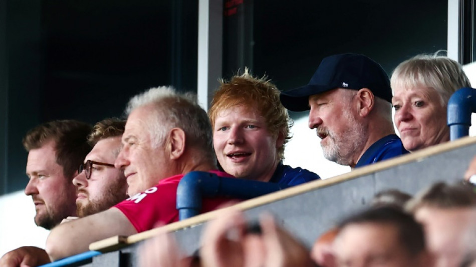 El cantautor Ed Sheeran colaboró para cerrar un fichaje del Ipswich