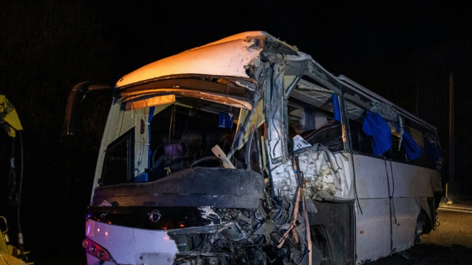 Francia investiga accidente de bus español como homicidios involuntarios