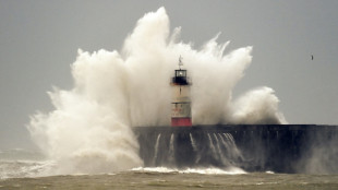 La tempête Eunice s'abat sur le Royaume-Uni, l'Europe en alerte