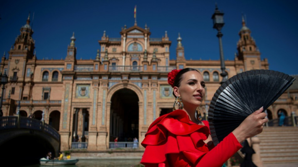 Spain hit by summer-strength heat in April