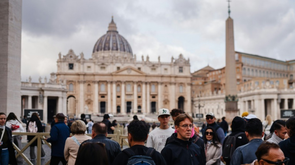 Pope 'stable' after 'calm night': Vatican