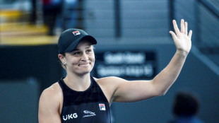 World tennis No.1 Ashleigh Barty announces shock retirement