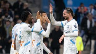 Marseille hit five to close gap on PSG in Ligue 1