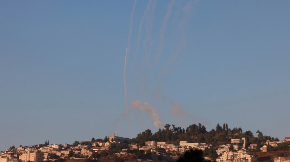 Israel und Hisbollah setzen Angriffe nach Scheitern von Waffenruhe-Initiative fort