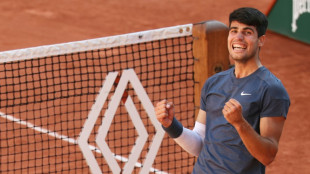 Roland-Garros: Alcaraz et Zverev sont enfin en finale à Paris