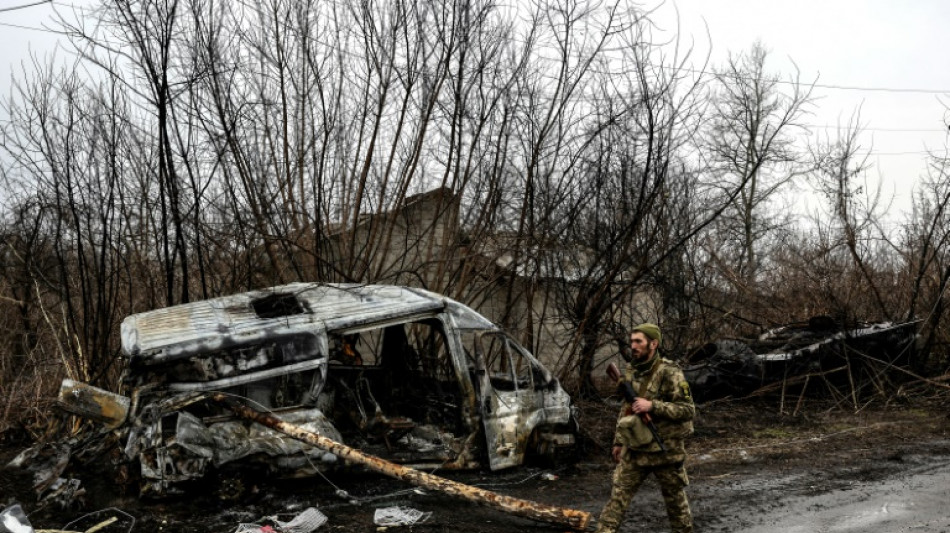 Ukraine : Moscou douche les espoirs de "percée" mais annonce une trêve à Marioupol
